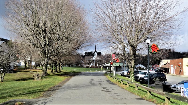 Pedestrian road leading to the West Jefferson Farmer's Market Building