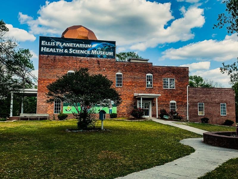 Exterior of  Ellis Planetarium and Health and Science Museum