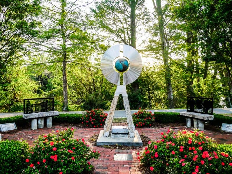 Art and flowers along path in Tiffany Park